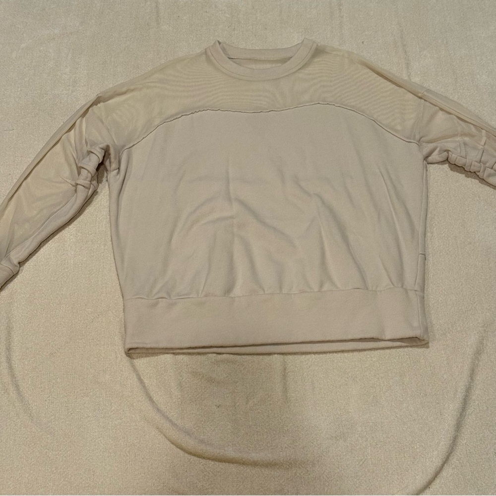 ALO Yoga Cream Crew Neck Sweater